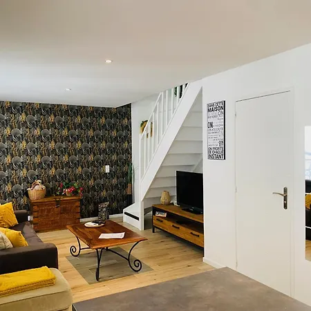 Apartment Douillet Et Coquet Climatise - Parking Prive Gratuit - Centre *