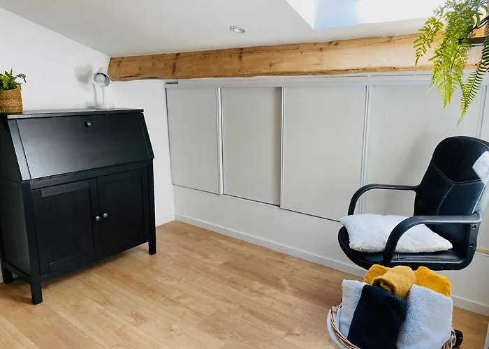 Appartement Douillet Et Coquet Climatisé - Parking Privé Sur Réservation - Centre Montpellier